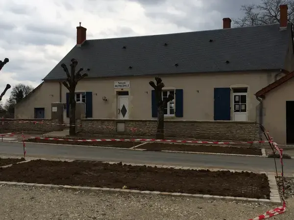 Borne de Recharge 18 Installateur borne de recharge Neuilly-en-Dun