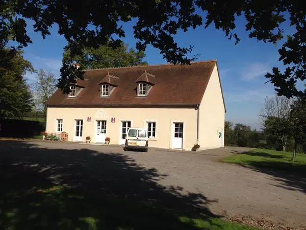 Borne de Recharge 18 Installateur borne de recharge Saint-Pierre-les-Bois